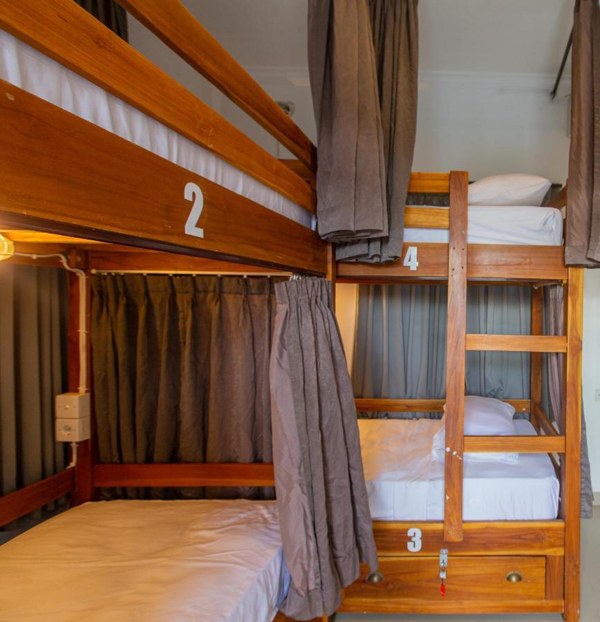 Zentiga Surf Hostel Canggu Extérieur photo