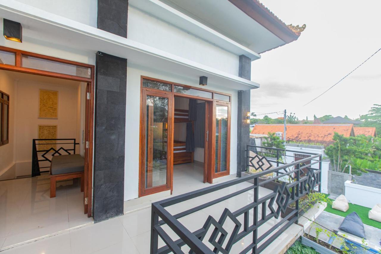 Zentiga Surf Hostel Canggu Extérieur photo